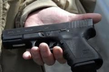 Норильчанин незаконно хранил найденный пистолет
