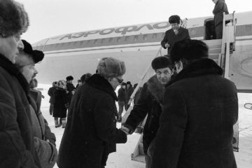 На встречу с литературным десантом – 1984 ходил весь Норильск