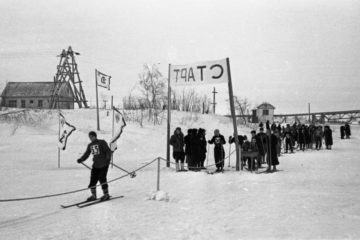 Первую лыжную станцию в Норильске открыли в декабре 1942-го