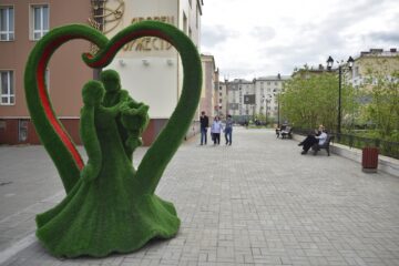 Дудинцы сыграли свадьбу по ненецким и эвенкийским традициям