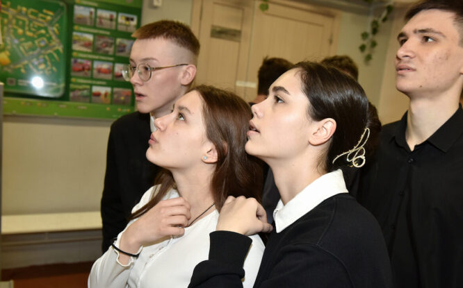 Выпускники Норильска отрепетировали сдачу ЕГЭ