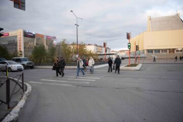 Банки будут предупреждать подростков о рисках дропперства