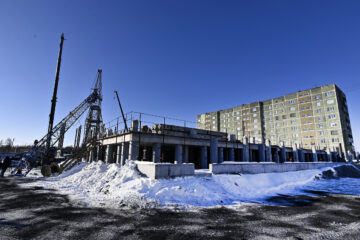 Строители приступили к монтажу поликлиники в Талнахе