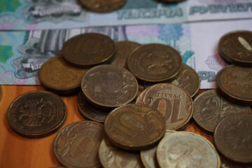 6,5% россиян живут за чертой бедности