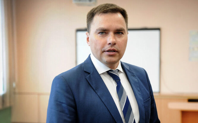 Дмитрий Карасев поздравил северян с Днем защитника Отечества