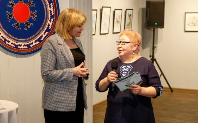 В Доме народного творчества презентовали детскую книгу на энецком языке