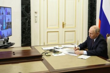 Владимир Путин назвал повышение уровня жизни в Арктике ключевой задачей