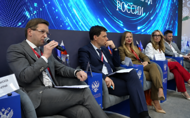 «Норникель» представил на ПМЭФ стратегию развития арктических территорий и цифровых решений