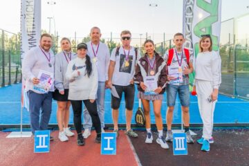 В Красноярске открылся панорамный падел‑корт для всех желающих