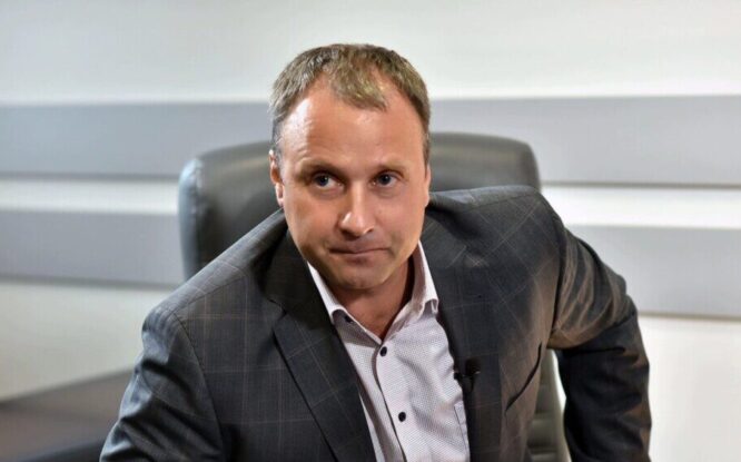 Директор обеспечивающего комплекса Сергей Плотников: самый молодой карьер «Норникеля» получит дробилку, подстанцию и собственную столовую