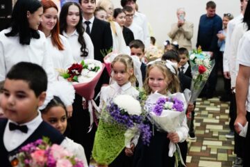 1 сентября в школы Норильска отправились более 22 200 детей
