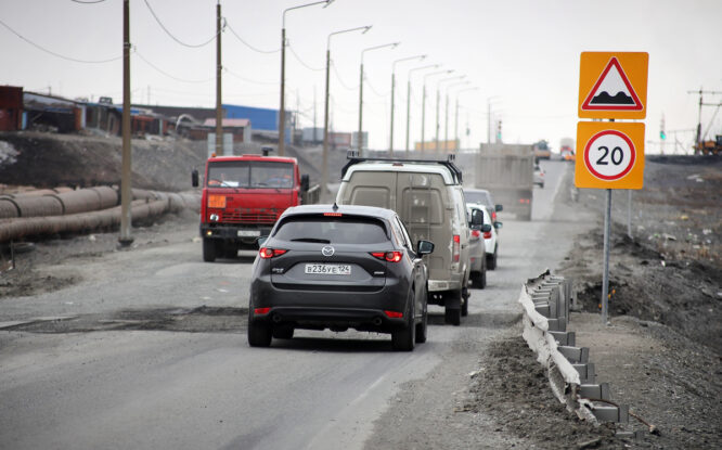 Более 80 процентов автомобильных дорог в Норильске соответствуют нормативным требованиям