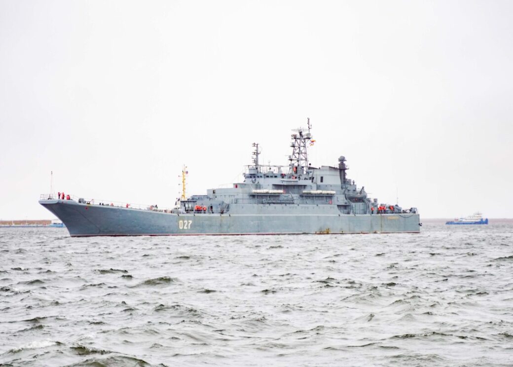 Северный флот обеспечил безопасность Арктики: в Карском море прошли масштабные спасательные учения