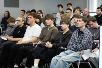 Студенты СФО рассчитывают получать после выпуска почти 88 тысяч рублей в месяц