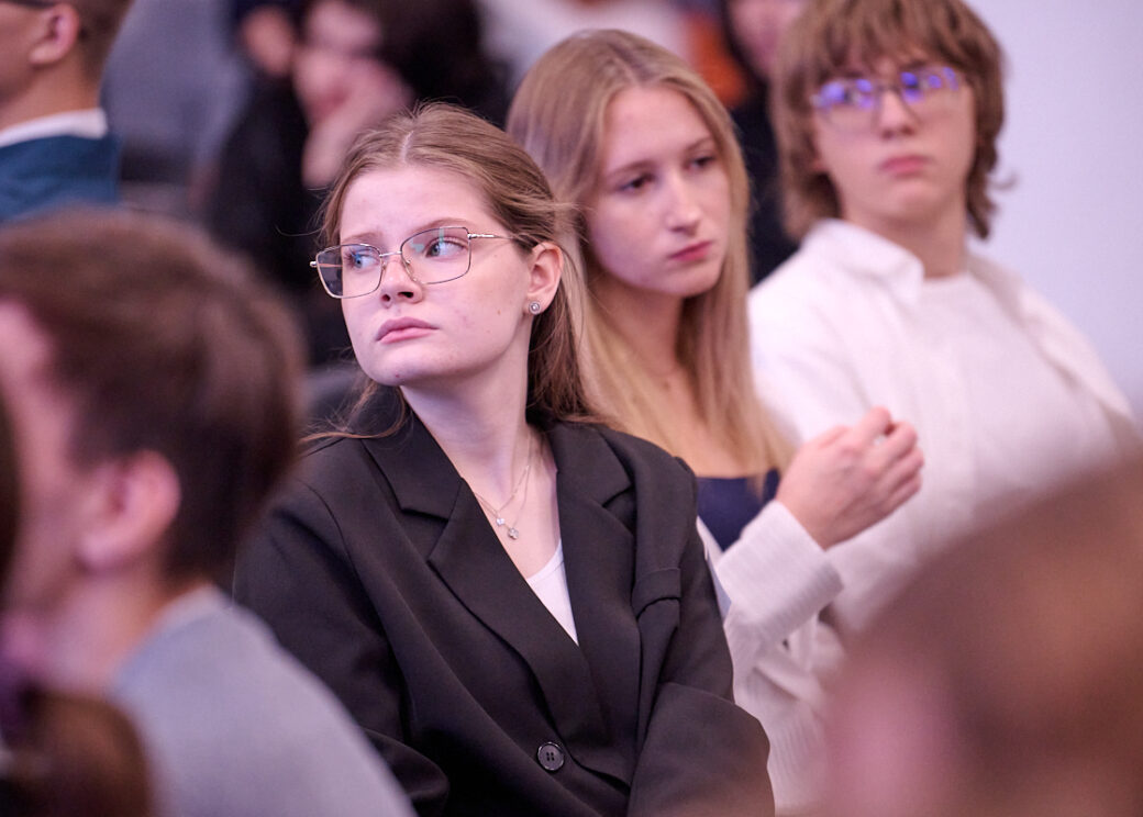 Участники Профтрека «Школа – ЗГУ – «Норникель» участвуют в конкурсе на разработку месторождения мерзлонит